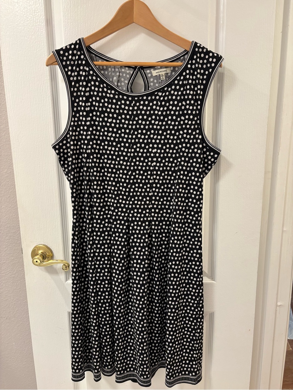 Max Studio Black Dress with White Polka Dots — Sleeveless Stretch Midi Office